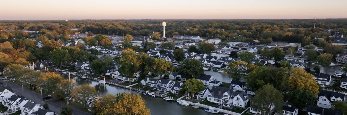 Adam Williams, Realtor in Vermilion, Ohio, marketing a home for sale along the Northern Ohio coast.